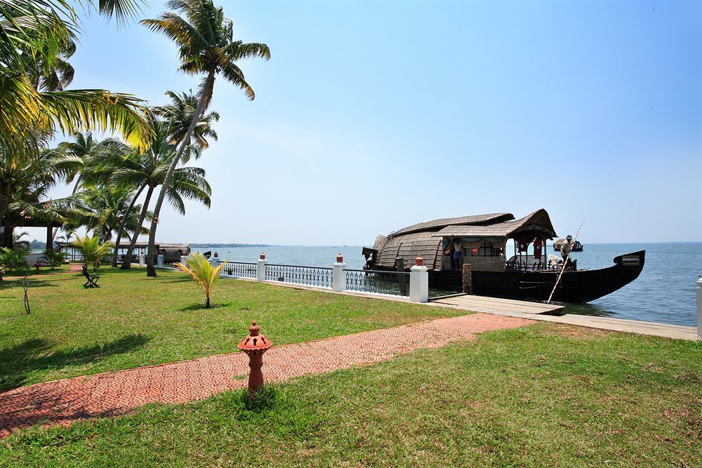 Cocobay Resort Kumarakom Esterno foto